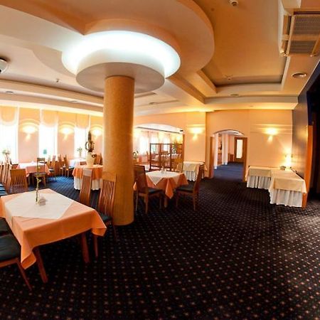 Hotel Naramowice Poznan Restaurante foto