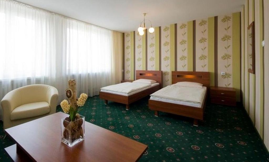 Hotel Naramowice Poznan Habitación foto