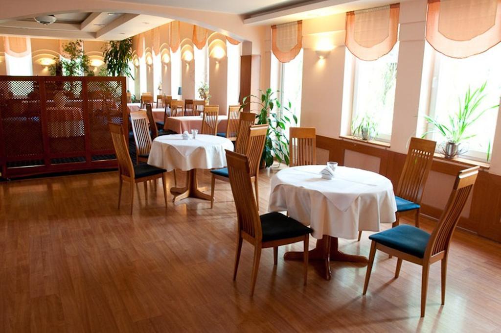 Hotel Naramowice Poznan Restaurante foto